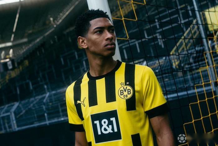 每体报道巴萨U19加里巴：偶像普约尔，有超脱黑人中卫的心智（每体：巴萨U19小将加里巴谈偶像普约尔，展现出超强心智）