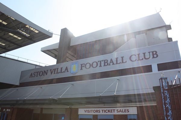 周定洋赛后采访中谈到续约时声音哽咽：我将球队视作我的生命（周定洋赛后谈续约时哽咽：我把球队当作生命）