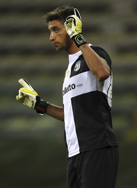 中超联赛总结：积分榜前三分析,（中超赛季盘点：积分榜前三深度解析）