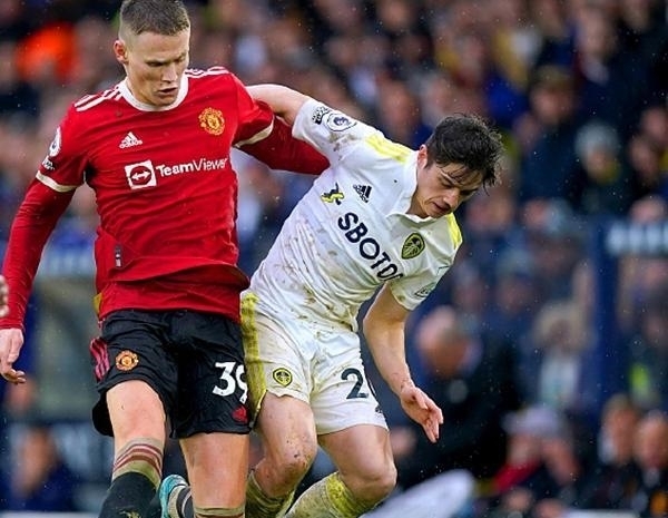 多特vs门兴：吉拉西搭档阿德耶米，布兰特、格罗斯出战（多特战门兴：吉拉西携手阿德耶米，布兰特与格罗斯出战）