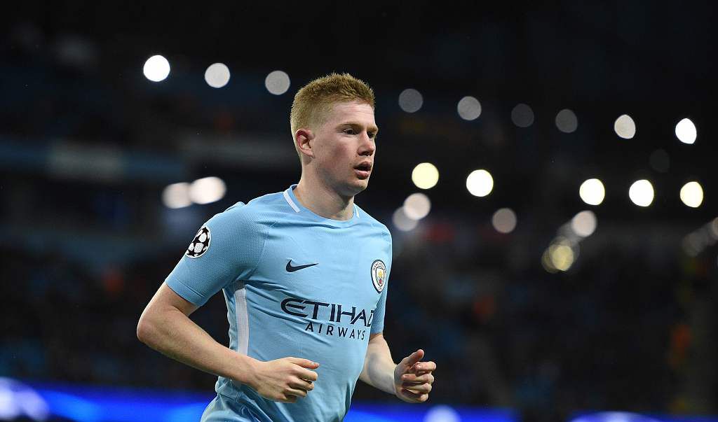 布莱顿发布三笘薰手持二战时日本侵略者照片的图片，如今已删除道歉但限制评论（布莱顿曾发三笘薰手持二战日军照片：已删文致歉并限制评论）