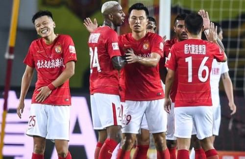 放以前就满员了，美加墨世界杯已经确认32个席位（按以往早该满额，美加墨世界杯32席位已确定）