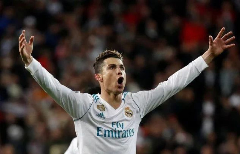 火力强悍！上海海港30轮中超场场进球，从未被零封（火力全开！上海海港中超30轮场场破门，未尝被零封）