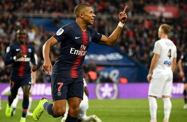 布兰卡谈伊布去巴萨：他下定决心要和梅西并肩作战，赢得欧冠（布兰卡：伊布加盟巴萨为与梅西并肩冲击欧冠冠军）